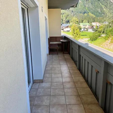 Lmb Bergblick Arlberg Apartamento *